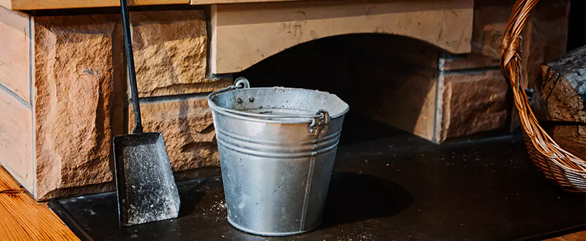Clean The Fireplace Mantle And Hearth in Tuscaloosa, Alabama